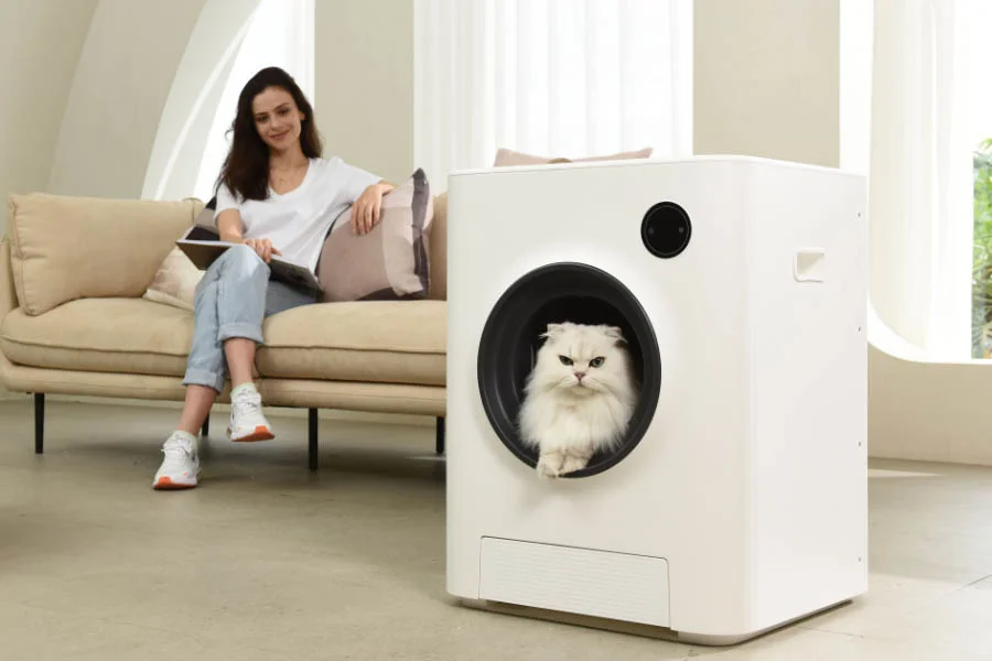 self cleaning litter box for large cats